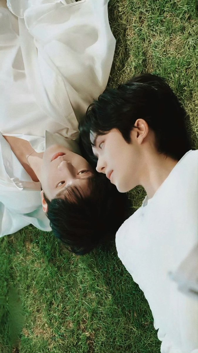 femoikawaru's tweet image. are we deadass rn