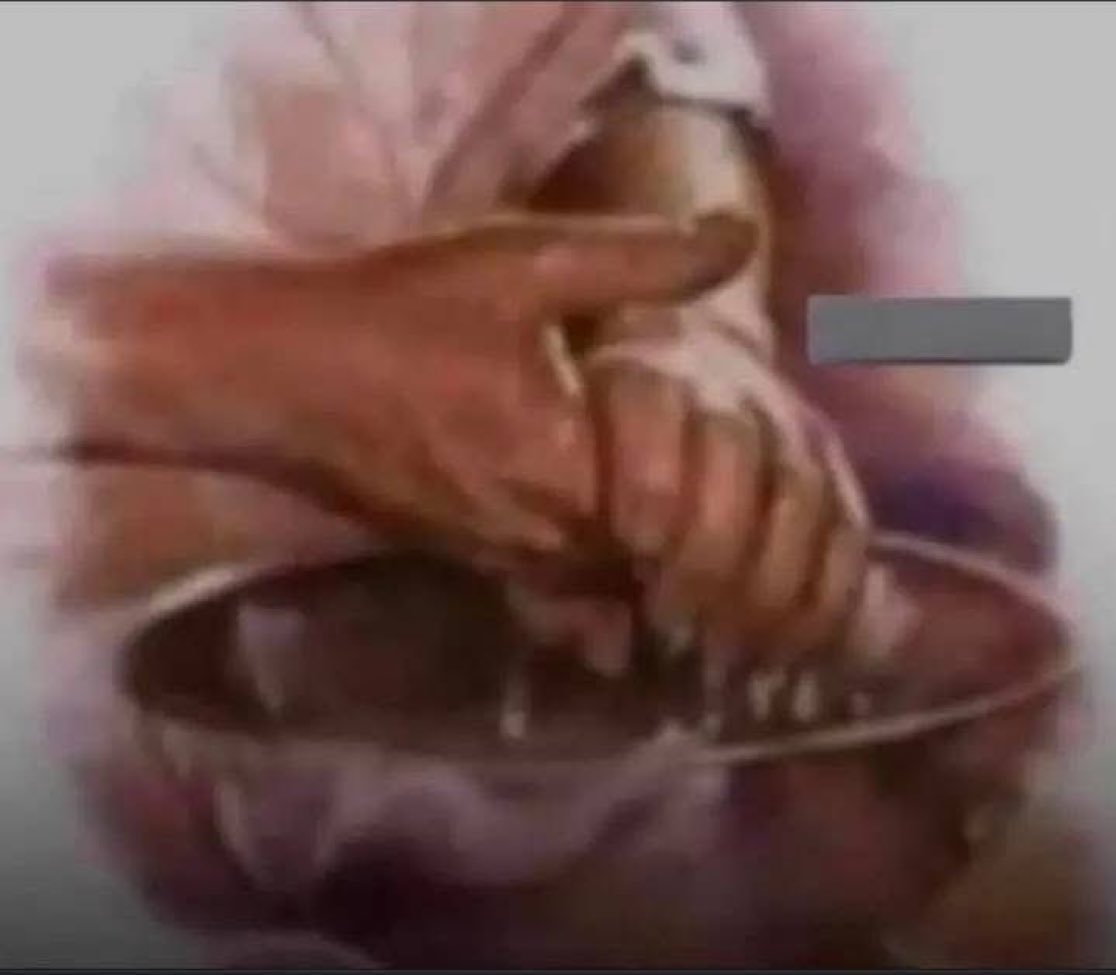 Lush_Beauty1's tweet image. From today onwards, anything to do with dating:😭