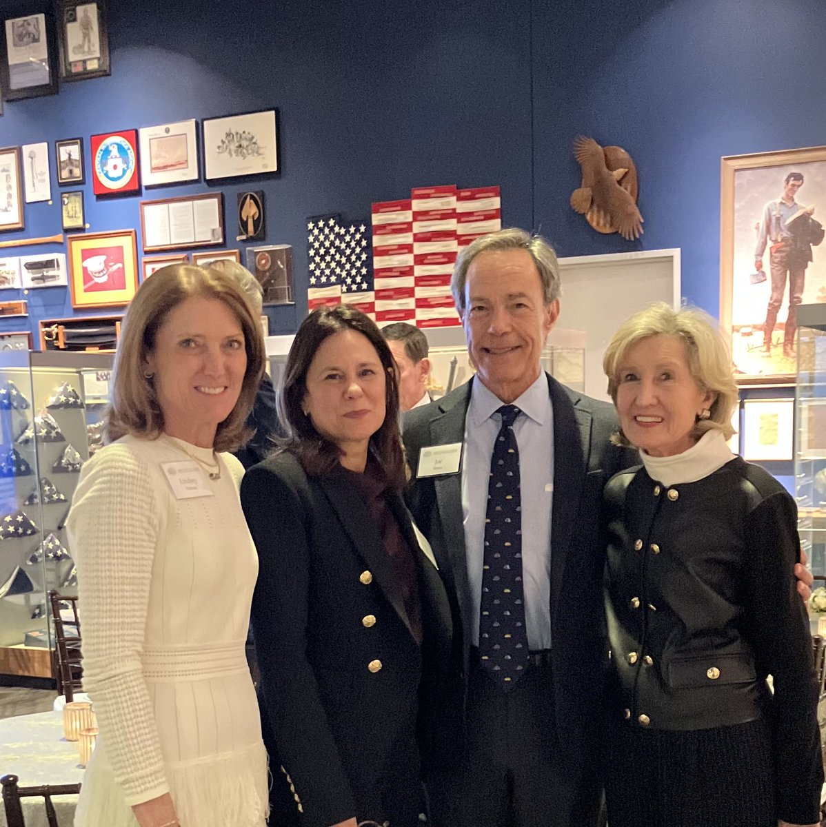 kaybaileyhutch's tweet photo. @DRC Chamber honoring retiring President Dale Petroskey ! With ⁦@lindseyparham⁩ ⁦@SpeakerStraus⁩ ⁦⁦@federalreserve⁩ Dallas President Lori Logan! https://t.co/Xli2kqhFWf