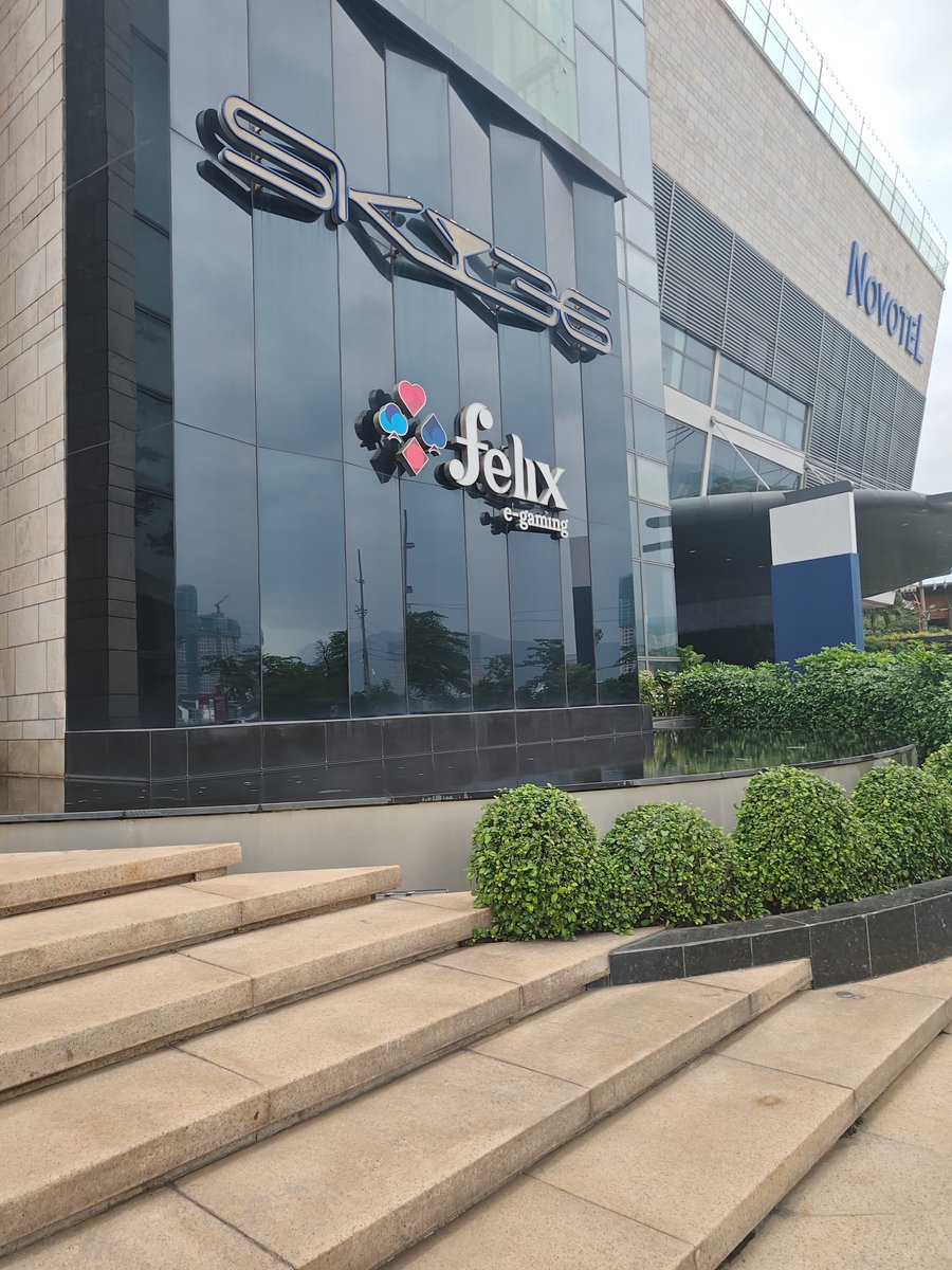 Cheesecrust78's tweet image. Final remix