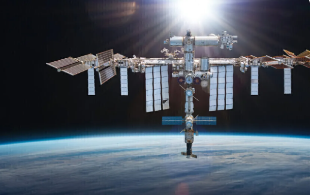 «ناسا» تنقل قيادة محطة الفضاء الدولية إلى الأرض 
