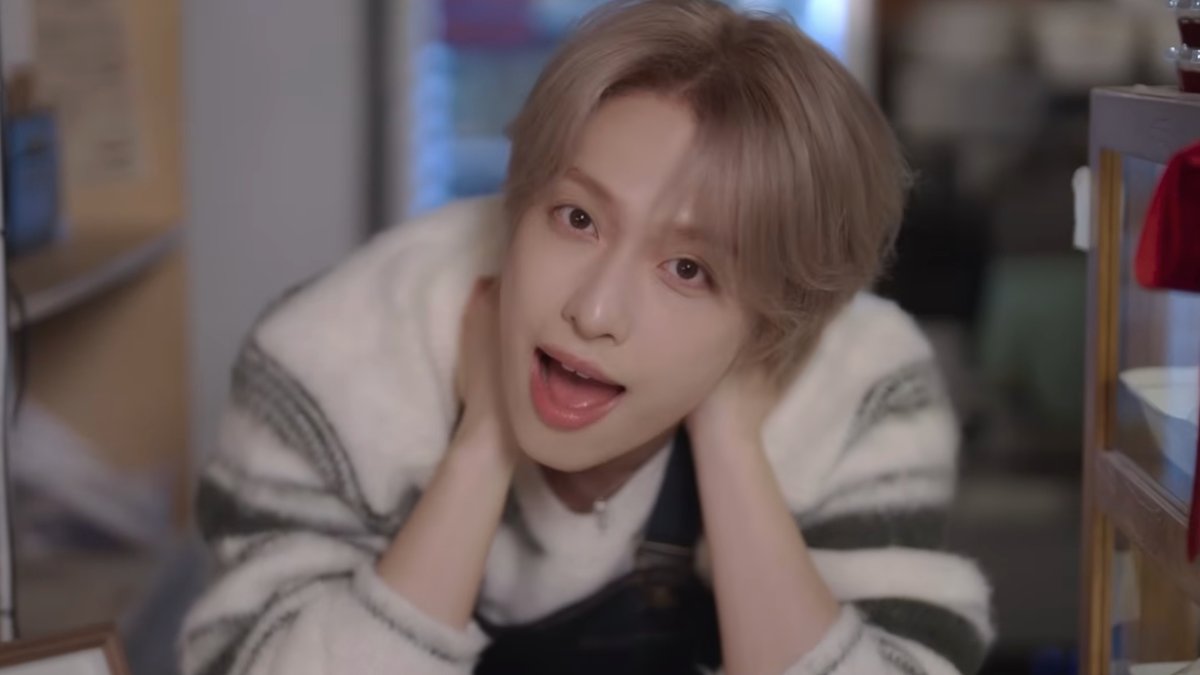 rocksound's tweet image. Xdinary Heroes' Gaon has covered 5 Seconds of Summer's classic track 'She Looks So Perfect' rocksound.tv/news/xdinary-h…