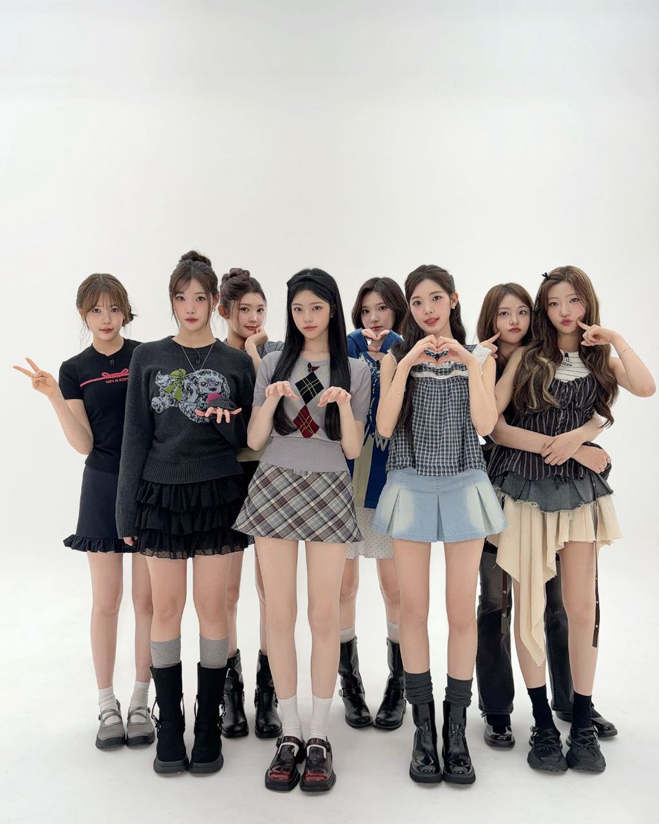 We entered 𝑫𝒊𝒏𝒈𝒐 𝑺𝒆𝒄𝒓𝒆𝒕 𝑪𝒉𝒂𝒕 using fake names! ໒꒱⊹ ֺ Our fingers spoke first, and laughter followed without permission. Guess who we are, or maybe you pretend you don’t know? ୨♡୧