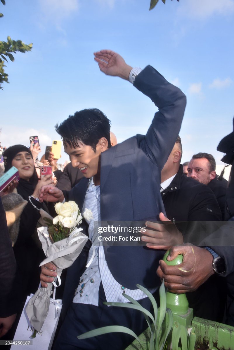 cvntres's tweet image. craziest getty images if you ask me