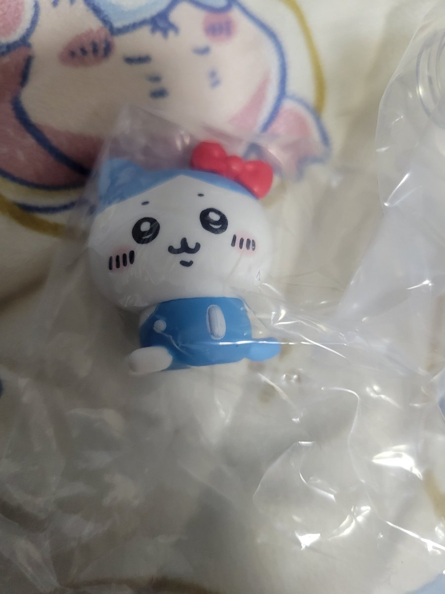 【交換】ちいかわ サンリオ なりきり フィギュア

譲　ハチワレ×ハローキティ

求　モモンガ×クロミ

郵送または都内手渡し
よろしくお願いします🙇‍♀️