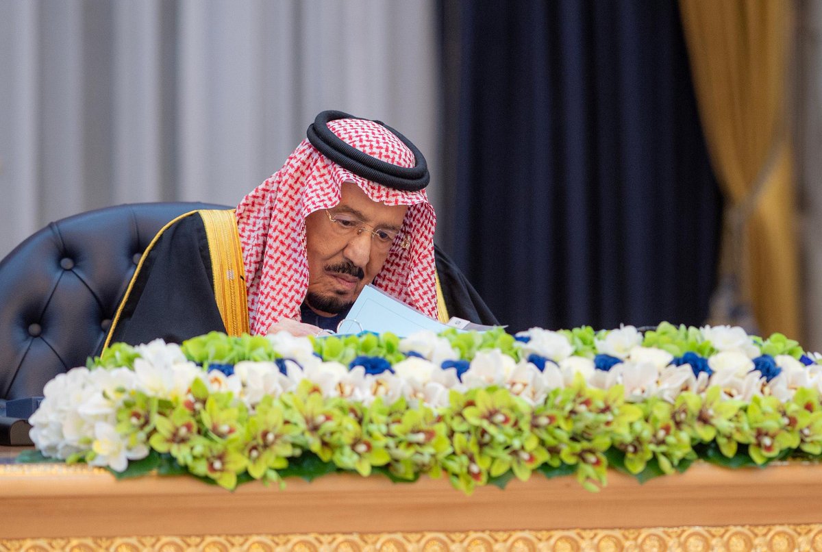 HRHMBNSALMAAN's tweet photo. سيدي #خادم_الحرمين_الشريفين يرأس جلسة #مجلس_الوزراء في الرياض. https://t.co/EhtxFcQoeI