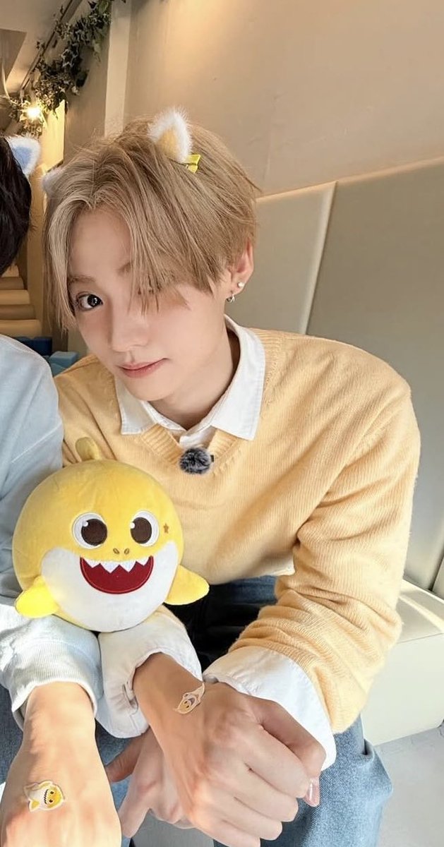 snoowpee's tweet image. kakakk aku mau 1 no nickk :p