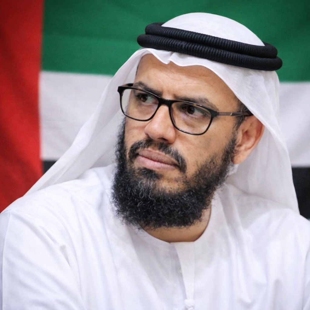 الله لا وفقك يا  #هاني_بن_بريك هذا المطوع #الارهابي الإماراتي قام بقتل اكثر من ١٠٠ شخص  وقتل المحافظ #جعفر_محمد_سعد بدم بارد كله لجل بني صهيون يعترفون فيه الله لا وفقك 
وان شاءالله يشربون عيالك وبناتك من نفس الكأس 
#عيدروس_خائن 
#عيدروس_هرب
#هاني_ارهابي