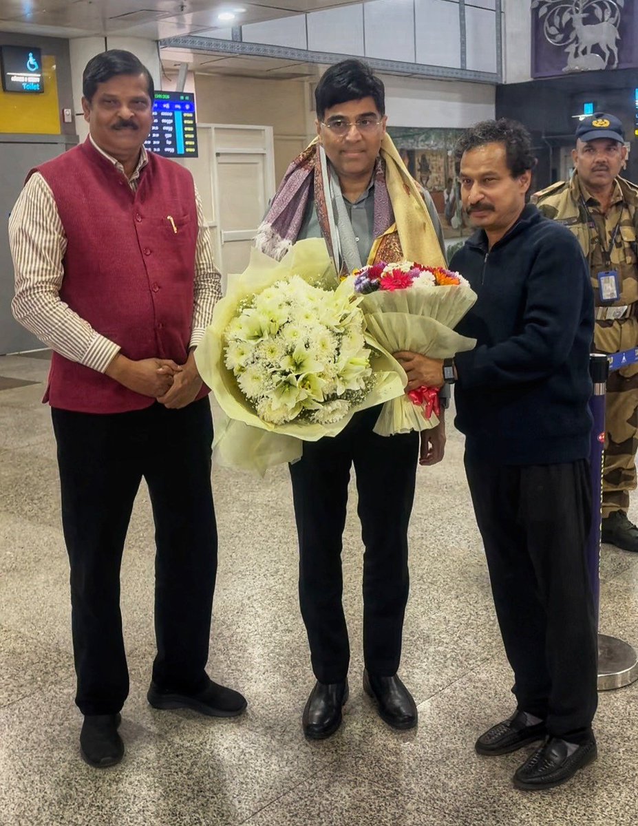 achyuta_samanta's tweet photo. We warmly welcome Viswanathan Anand, five-time World Champion and Deputy President of FIDE, Arkady Dvorkovich, President of FIDE, and many eminent leaders, grandmasters, players, and delegates from 40+ countries. This is a proud moment for Odisha and the nation. https://t.co/HbncScQAix