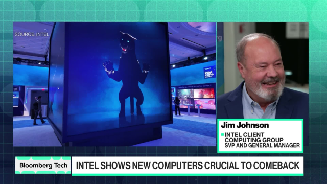 Great conversation on Bloomberg Tech from #CES2026. Jim Johnson breaks down how our latest mobile processor design boosts performance and supports Intel’s long-term strategy. #IAmIntel bit.ly/4qQQlLR