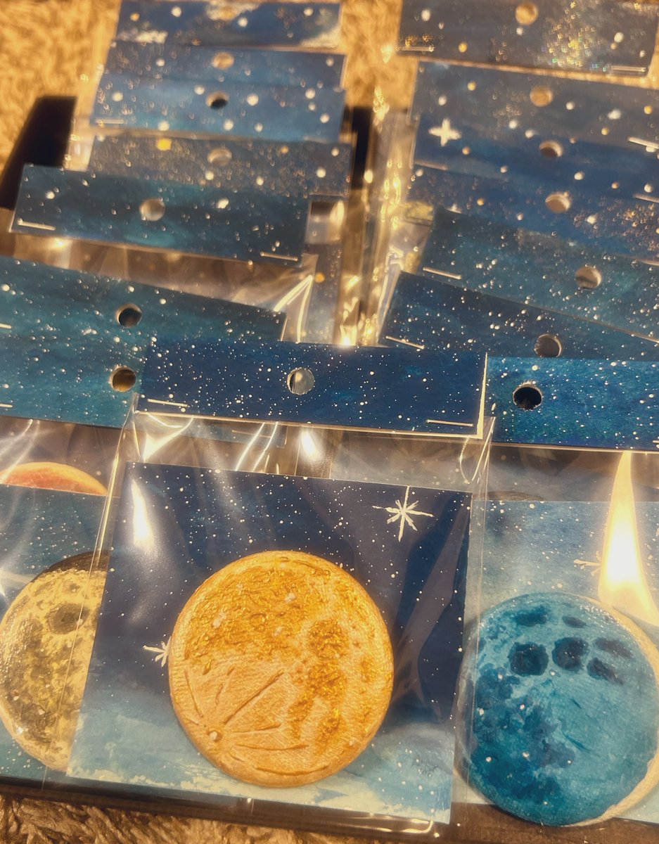 ひとつひとつ違う月🌕
もりもりです！

#LookArtMe