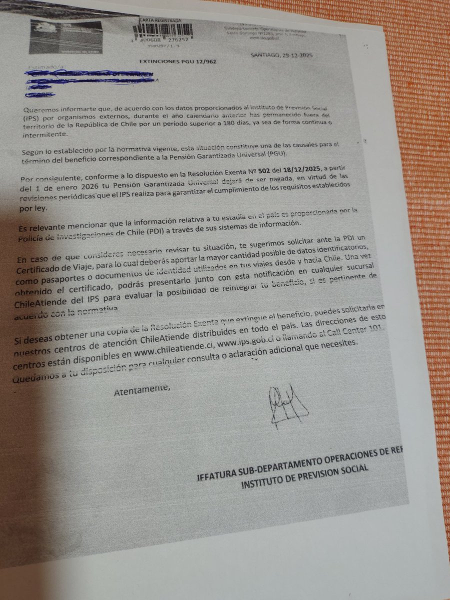 RobinmaqPerez's tweet photo. @GobiernodeChile @PDI_CHILE que tiene que decir el gobierno y la policía de investigaciones respecto a la negligente y mala información que  perjudica a Miles de jubilados con su PGU.
De acuerdo al informe de PDI ,cientos de jubilados salieron por más de 180 días del país . https://t.co/biiASRzgTU