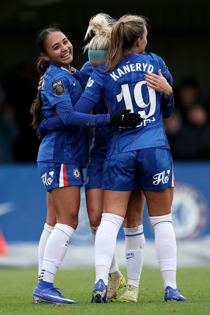 🗣️ JRK: “One of our biggest strengths in this team is the pace we have, and it’s really fun to play with Alyssa and Ellie [Carpenter] because you can just serve them the ball and then they just run, even if they’ve started off a little bit behind. 

Alyssa’s pace is unreal, and