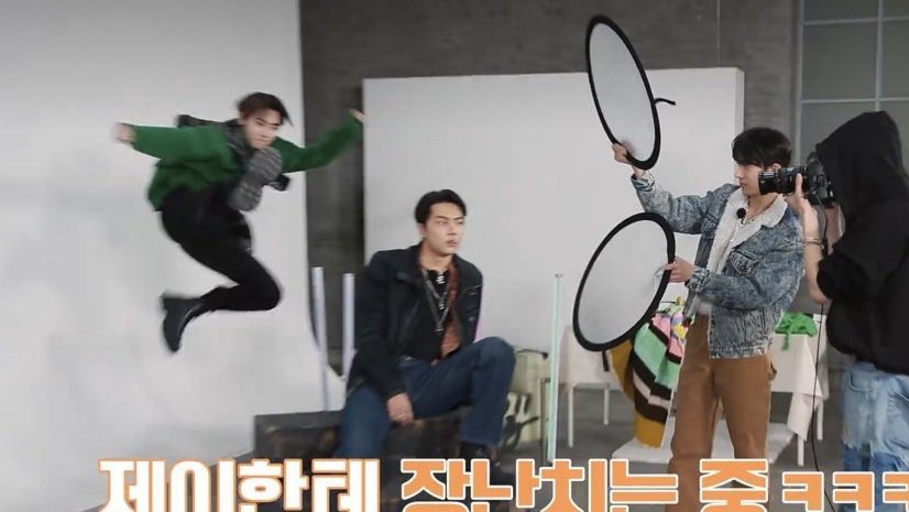 H00NICEU's tweet image. that one loud ass introvert