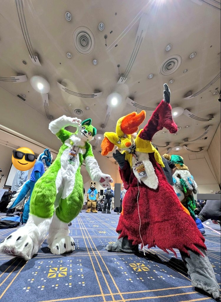 Blush_Iam_Wolf's tweet image. B「マフォクシー君と一緒にランダムダンスコンペに出たよ！ランダムダンスは上手く踊れたけどダンスコンペが大変だったなぁ💦即興であれだけ踊れるみんな本当にスゴいよね…！もっとボクも頑張らなきゃ！」
📸:@WingsofGriffin
#JMoF2026