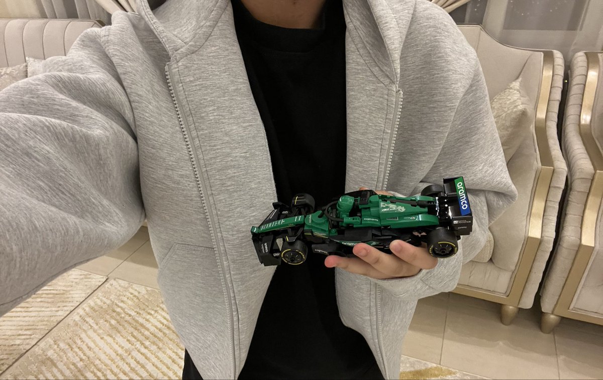 mahrrrrr110's tweet image. The reason behind my happiest smiles