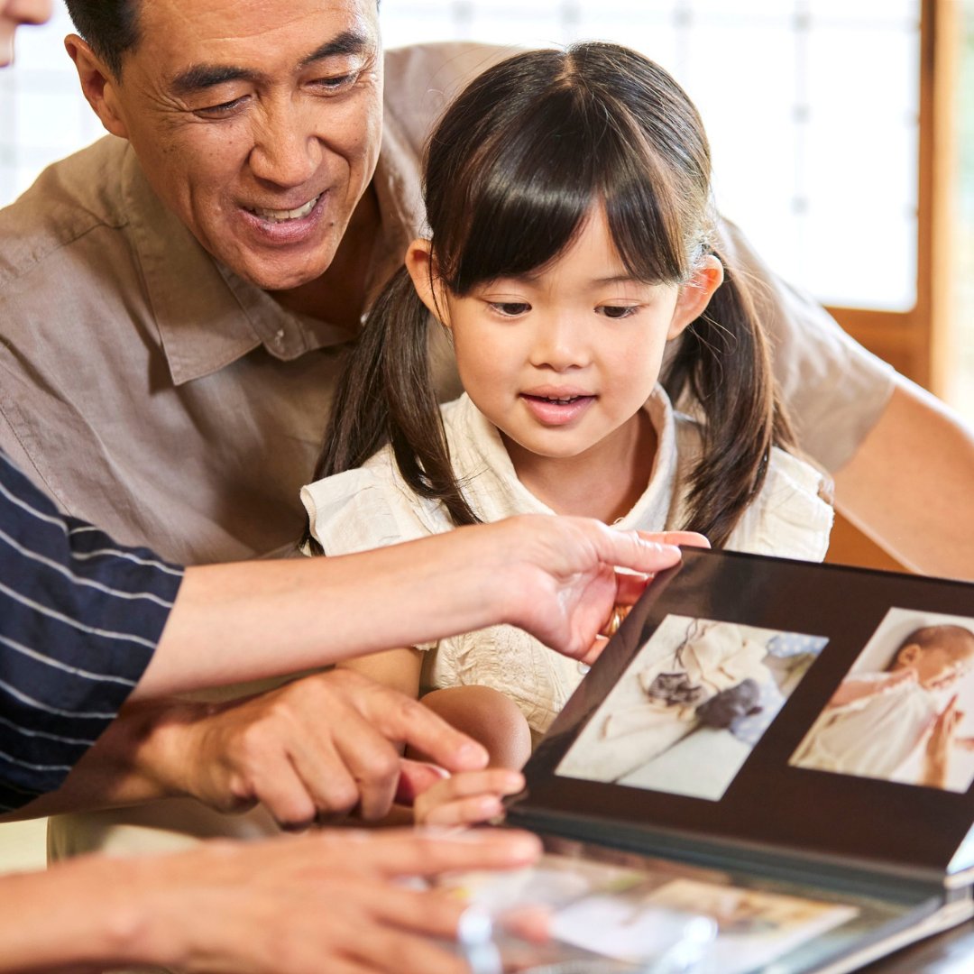 CameraCanada's tweet photo. Do physical photo albums still have their place? 📖📸 In a digital world, there’s still something special about printed memories.
Timeless or outdated? 👇
#PrintedMemories #PhotoAlbums #PhotographyCommunity #MemoriesThatLast https://t.co/KUV9emMV0f