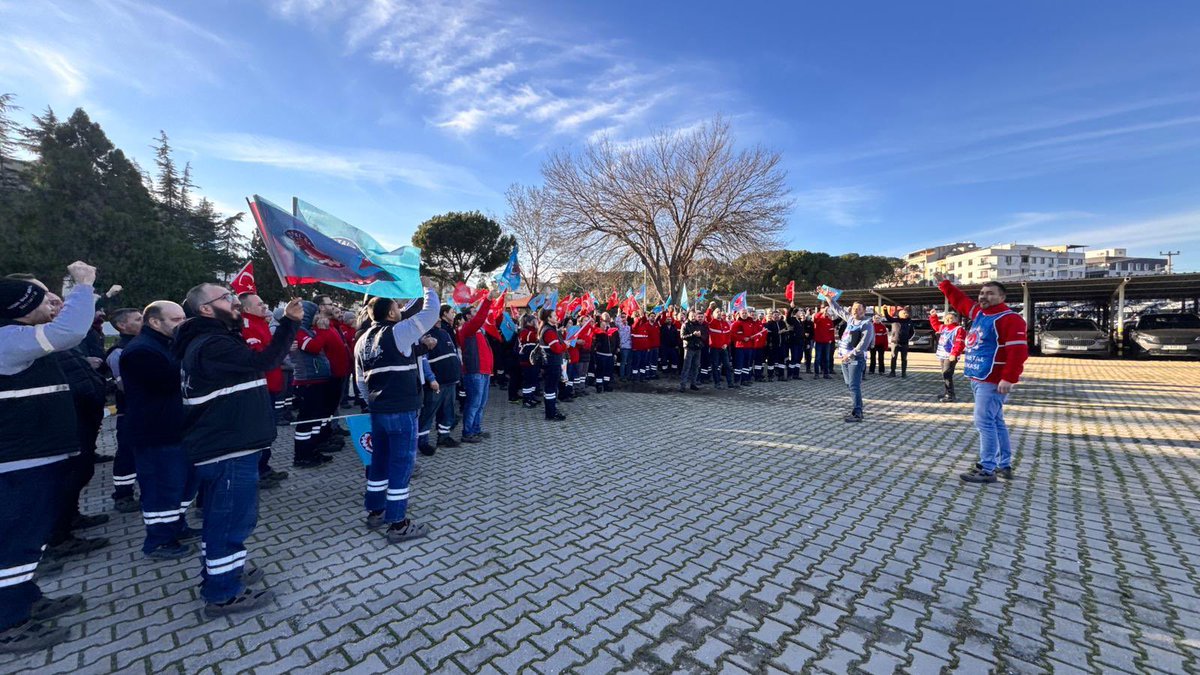 ercandereli45's tweet photo. MESS'in uzlaşmaz tavrı, kazanılmış haklarımızı geriye götürme isteği ve düşük ücret teklifine karşı, https://t.co/cgZsxkrRmH