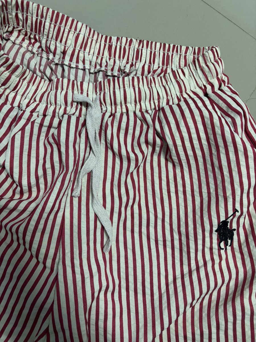 DarinthornJ's tweet photo. 🍒 30฿
1.เกงขาสั้นสีฟ้า เอวยืดได้ถึง 38 ลายแนวลูกไม้ๆ น่ารักน้าา มีเชือกผูก
2.เกงสีแดงลาย ใส่ครั้งเดียว ส่งตรงจากบางแสน เอว24ยืดได้ถึง40 มีเชือกผูก

ครบ 200ส่งฟรีน้าาา
#ส่งต่อcintage #ส่งต่อเสื้อผ้า #ส่งต่อเสื้อผ้ามือ2 #ส่งต่อ���สื้อผ้ามือสอง #cintageshop #โล๊ะตู้เสื้อผ้า #โล๊ะตู้ https://t.co/ZS2Dugzp2e