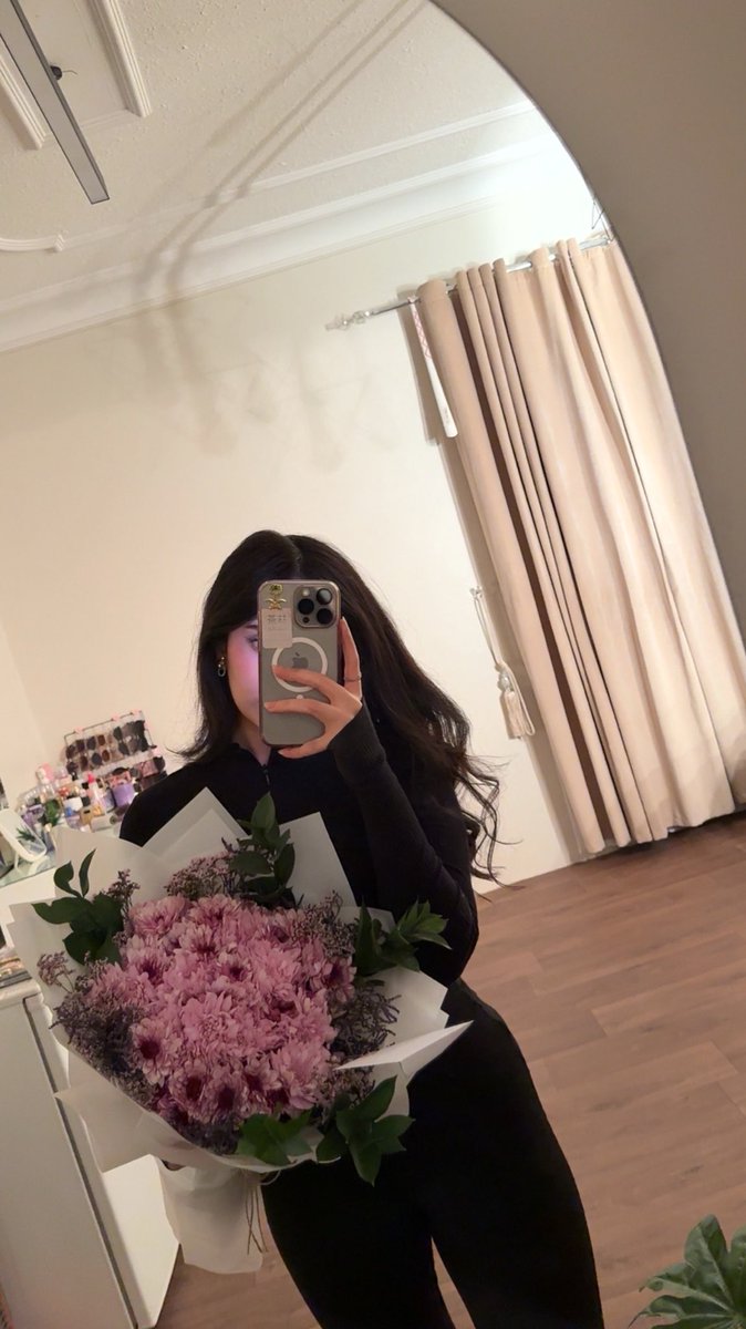 Lulyy👩🏻‍💻🎓 tweet media