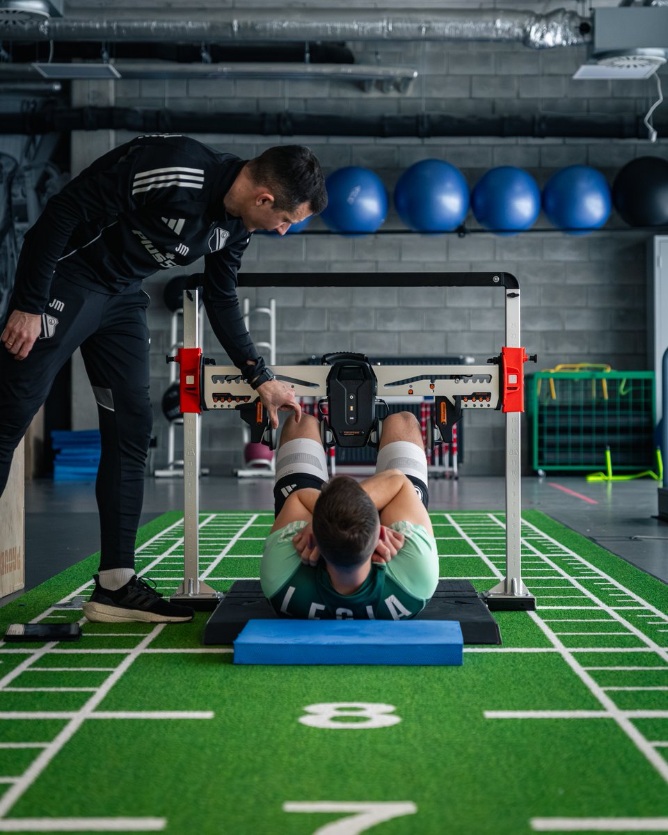 Mierzymy, sprawdzamy 🔎

Pierwszy dzień testów Legii 2 za nami 🤝

📸 <a href="/annasochaa/">Anna Socha</a>