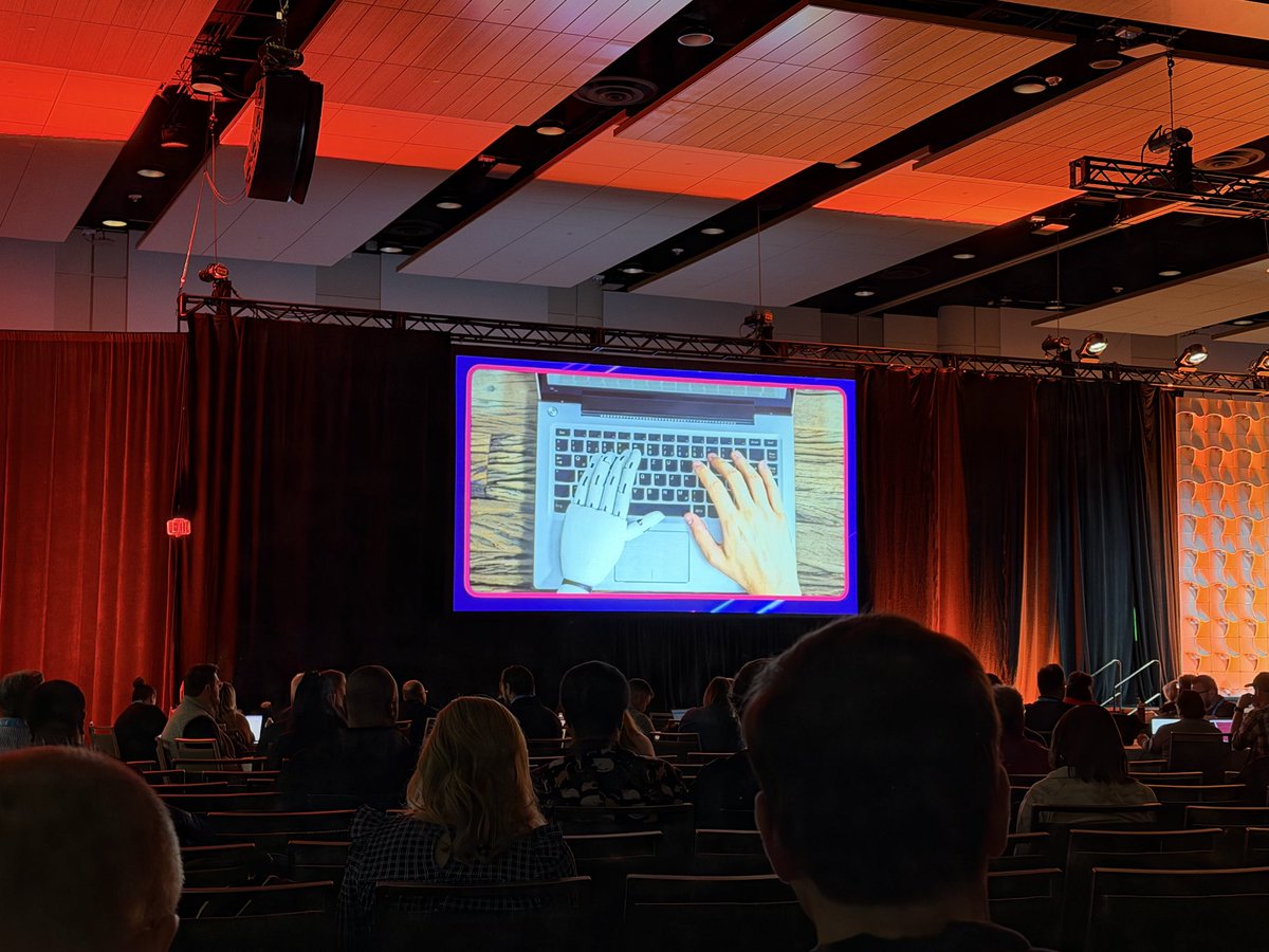 Coach Jones tweet media