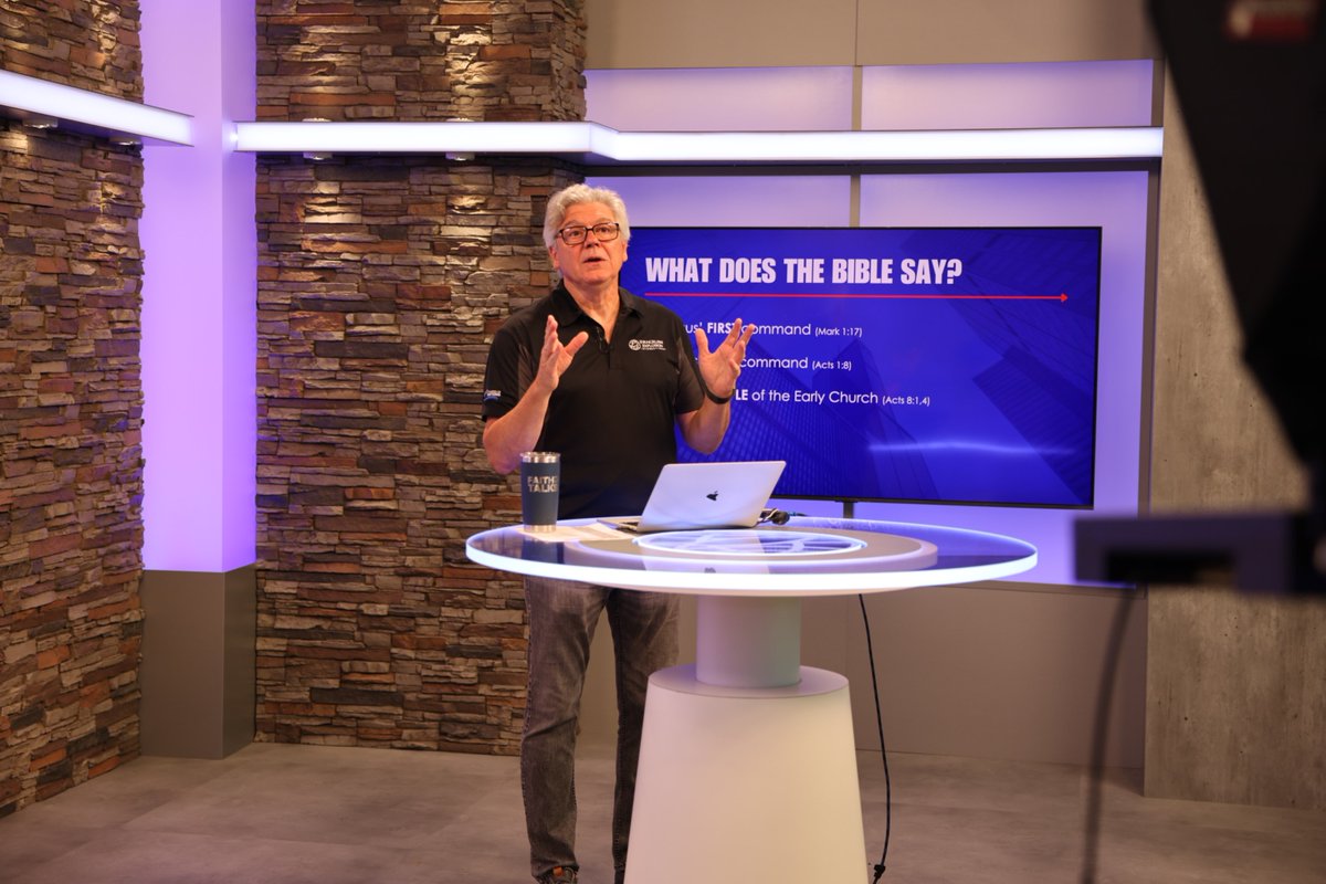 This week, we are lifting Equip America in prayer! These FREE events will help you present the Gospel of Jesus Christ using something you carry with you wherever you go: your hand. A free online training is coming up on Saturday, 2/7 equipamerica.org/register/

#eeworks #evangelism