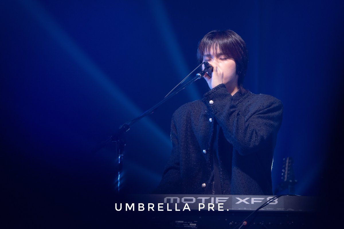 Umbrella tweet media