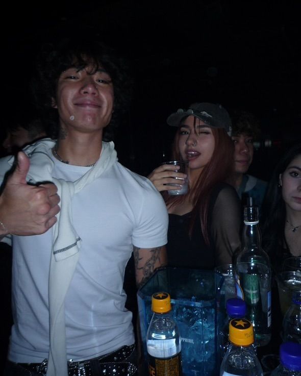 byekians_'s tweet image. ⠀
⠀
⠀⠀⠀⠀⠀⠀⠀⠀🪽⠀ ࣭  ࣪     ɢᴏʟᴅᴇɴ    αge
⠀⠀⠀⠀⠀⠀⠀⠀ᴍᴏᴅᴇʀɴ⠀،⠀sᴛαge⠀⁺⠀ꑘ 
⠀
⠀