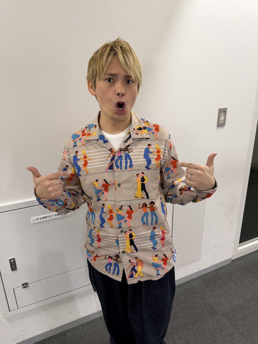 吉本若手芸人 祇園 木﨑さん 写真 吉本若手芸人 祇園 木﨑さん 写真 🔎 マンゲキサインヒストリー