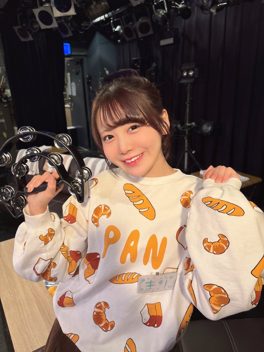 フューチャー22Spring 衣更真緒 81個 カラオケの十八番おしえてね🎤🎶