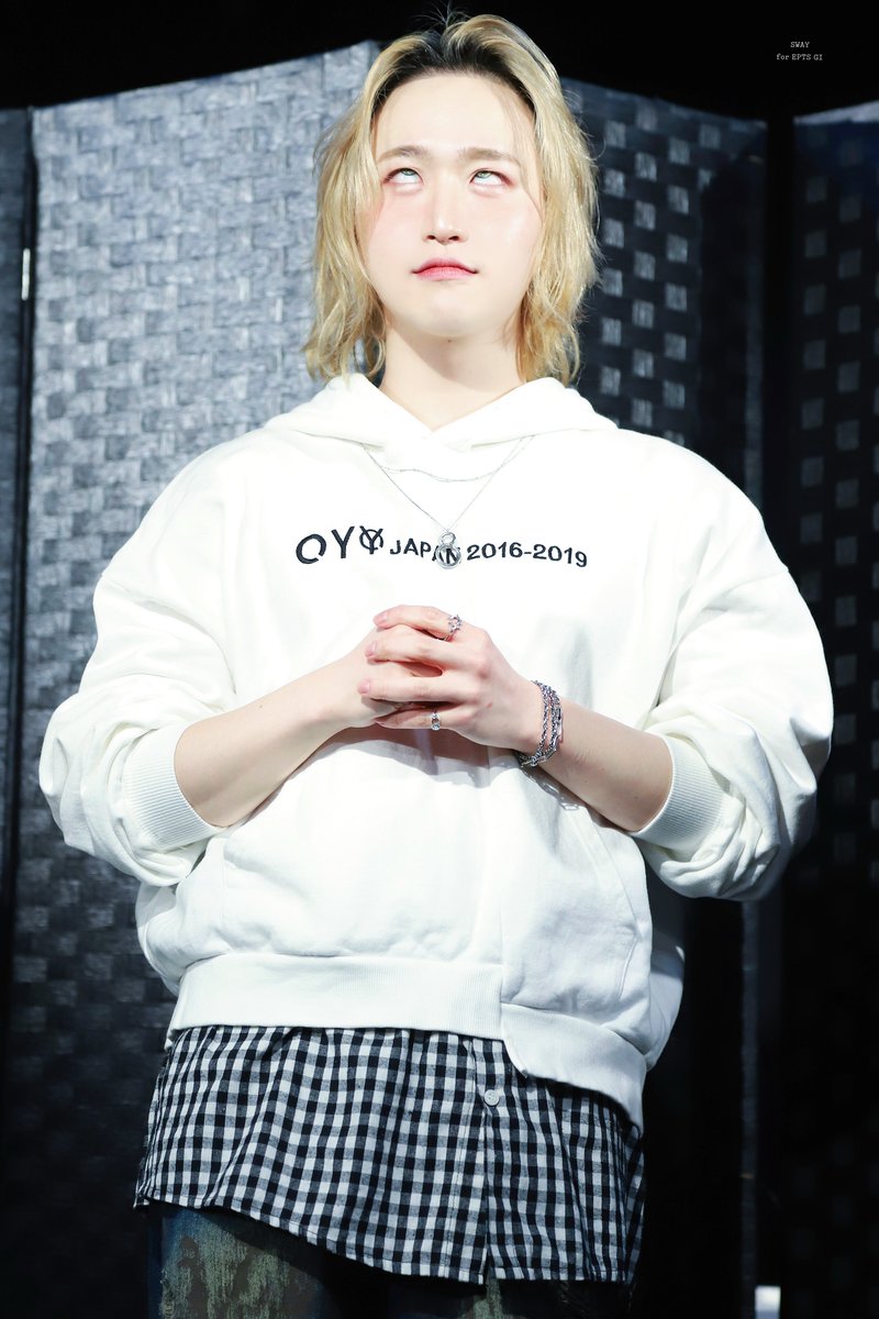 SWAY_GI's tweet image. (  °꒳​°  )260112 1부 포토타임

@EPTS_official 

 #EPTS #EPICTRAVELS #에픽트레버스 #GI #지아이 #ジアイ #김효기 #じあい #PLUSWINHALL大阪