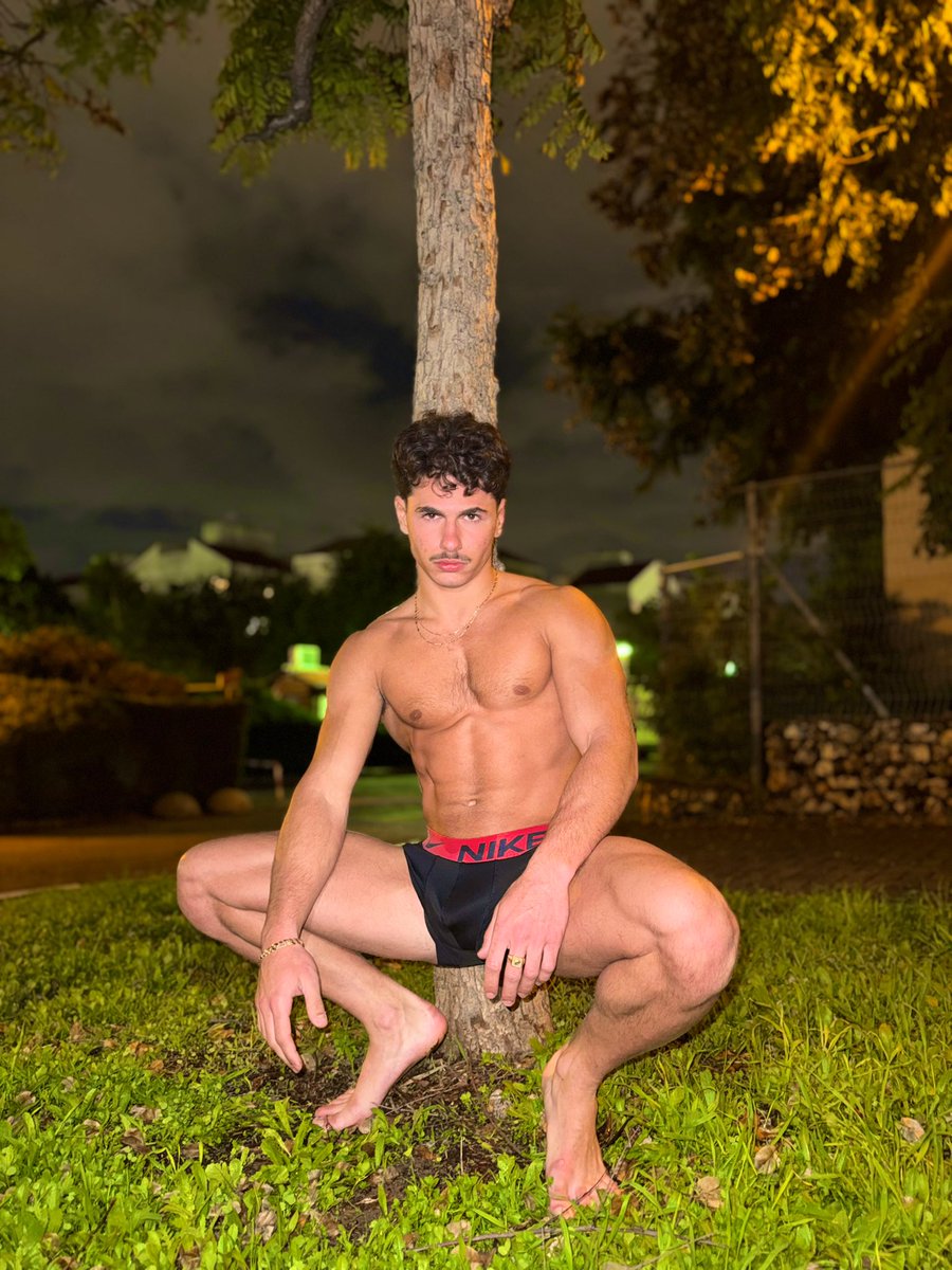 MindsetOB's tweet image. Who want buy something new?😈📸
#foryou