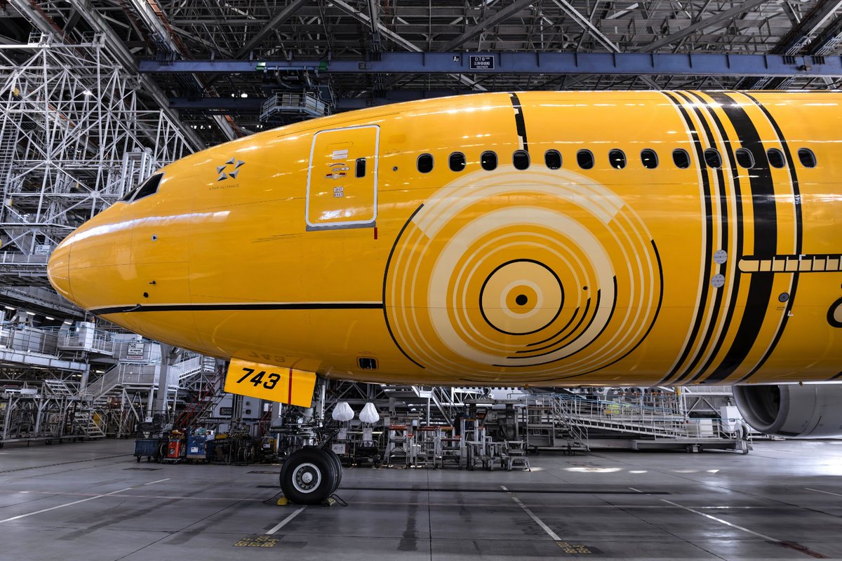 🔴 Last glimpse of ANA's final Star Wars themed aircraft, the C