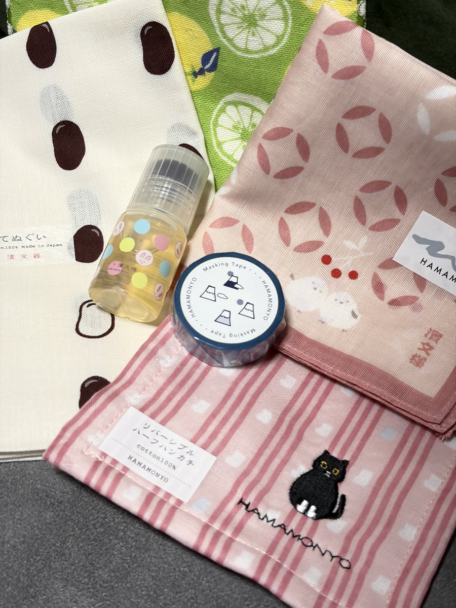気が向いて買ってみた濱文様の福袋🧧(2,000円と1,000円)
買おうか迷ってた登山柄エコバッグ入ってたの最高に嬉しい！！手拭いも使いやすそうな柄🙌
ヤマト糊3つはどうしよう…笑
