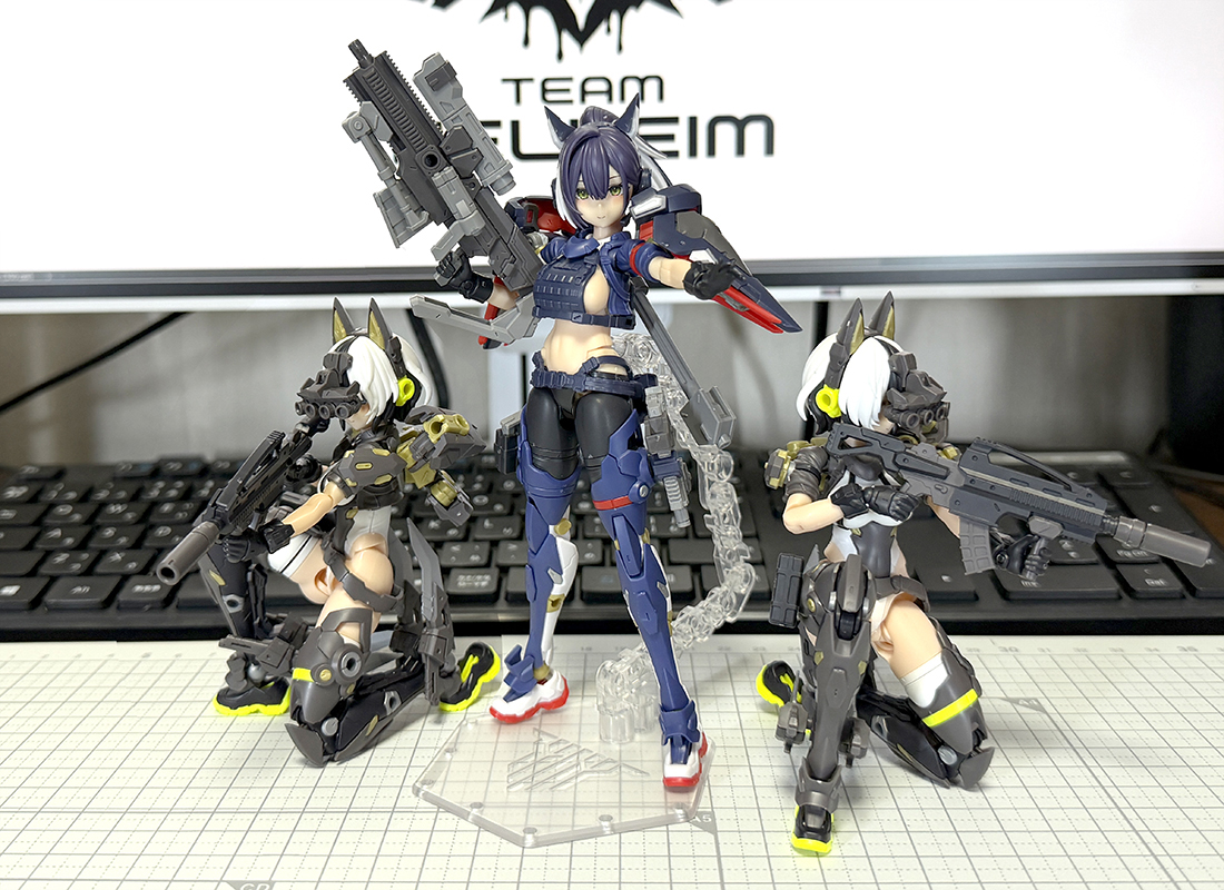 beyond_the_2D's tweet photo. スコルとガルムでポージング。やっぱりスリーマンセル っていいよね。（顔はバスタードール）
#メガミデバイス https://t.co/yqQqbGpBlP