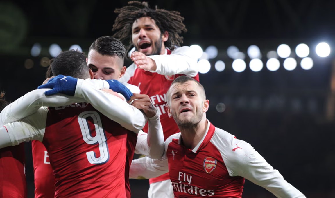 Arsenal_Data's tweet image. Por 3ª vez, Arsenal y Chelsea se enfrentarán en semifinales de la Carabao Cup. Hasta ahora ha ganado una vez cada uno:

1997/1998: ARS 2-1 CHE y CHE 3-1 ARS 1
2017/2018: CHE 0-0 ARS y ARS 2-1 CHE

El mítico Granit Xhaka anotó el gol de la remontada en el partido de vuelta de 2018