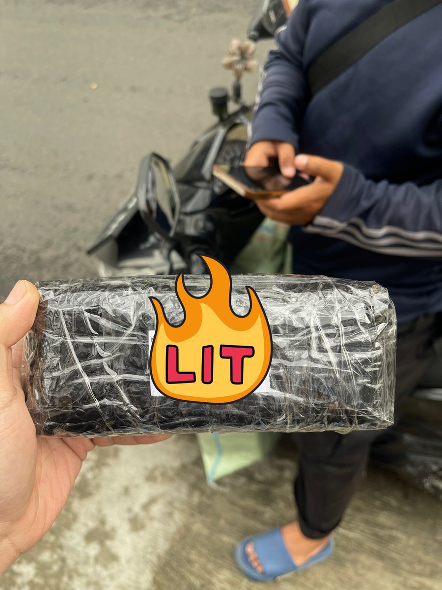 Poppers Jakarta tweet media