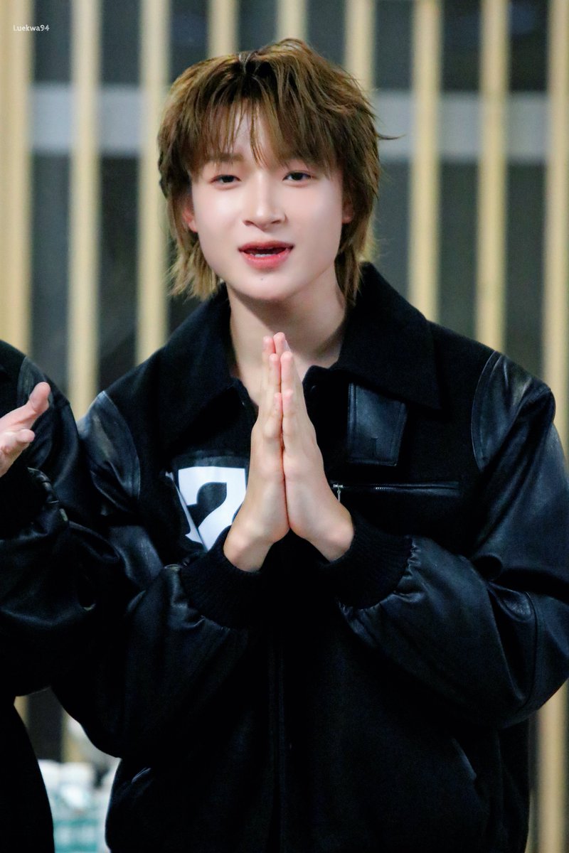 260113 หวัดดีคับหม่ามี๊ 🙏🏻🐱
<a href="/patta_rakit03/">bentenpattara</a> 

FLEX TALK WITH CIRCRL
#BEN_CIRCRL #CIRCRL 
#Flex1045xCIRCRL