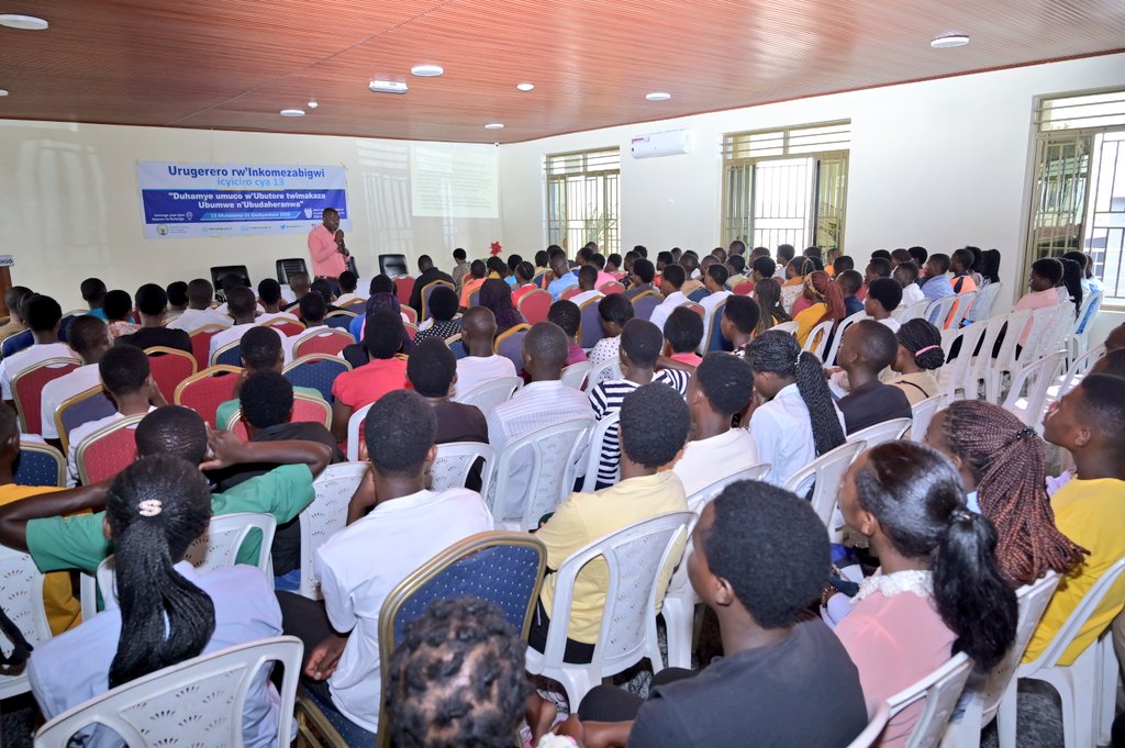 Insanganyamatsiko: "Duhamye umuco w'Ubutore twimakaza Ubumwe n'Ubudaheranwa". Umuyobozi w'Akarere <a href="/valencesh/">Valens Habarurema</a> yasabye urubyiruko: gukora cyane, kwihangana, kwicara mu itorero bakiga, kurangwa  n'indangagaciro z'Umuco nyarwanda, kwishyira hamwe bakazasoza itorero bafite umushinga