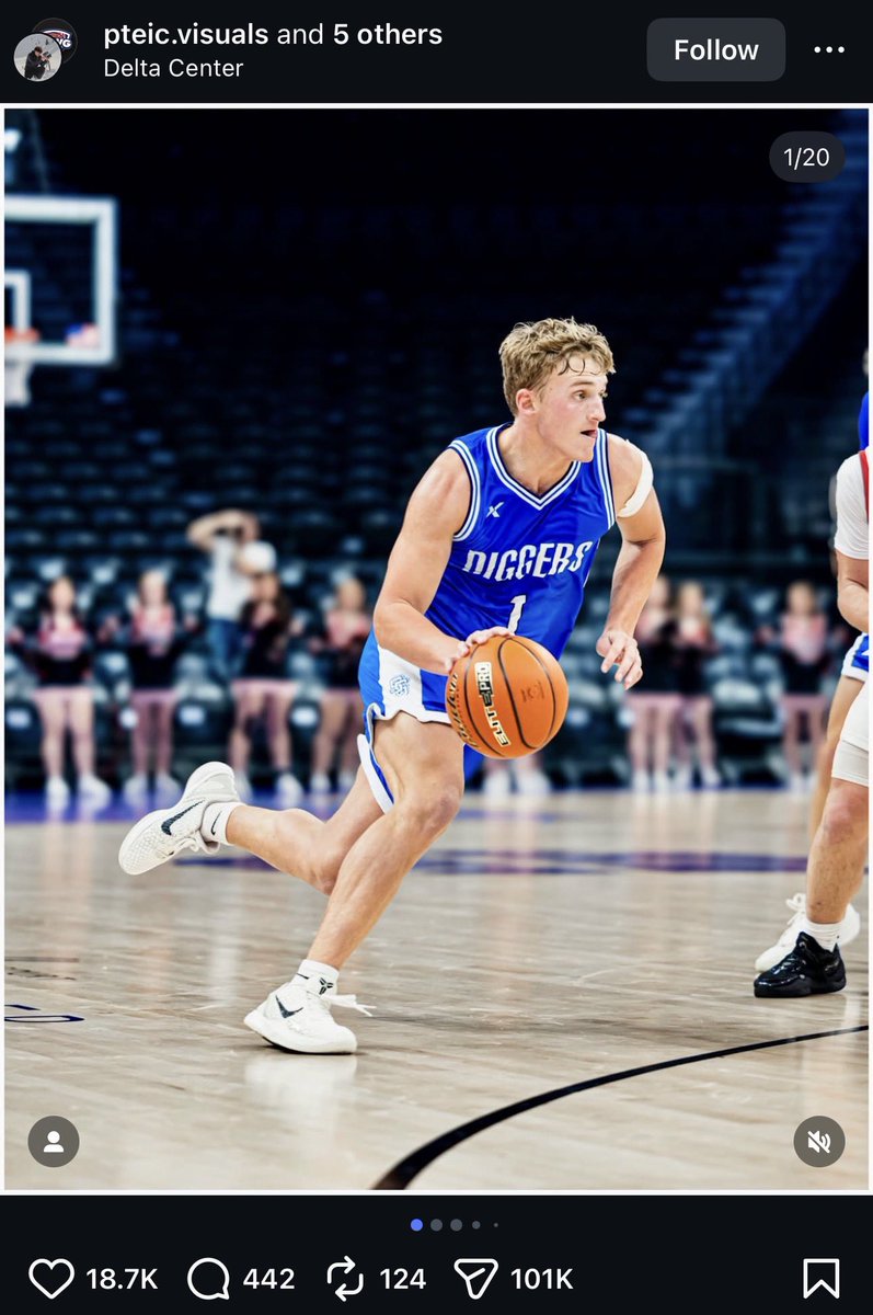 BatesRoomOne's tweet image. You play for the WHO!?