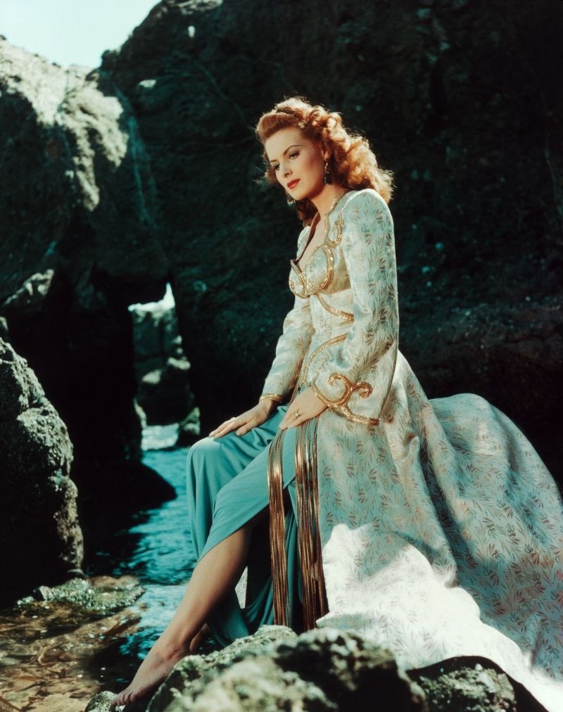 Maureen O’Hara

Daily #MaureenOHara