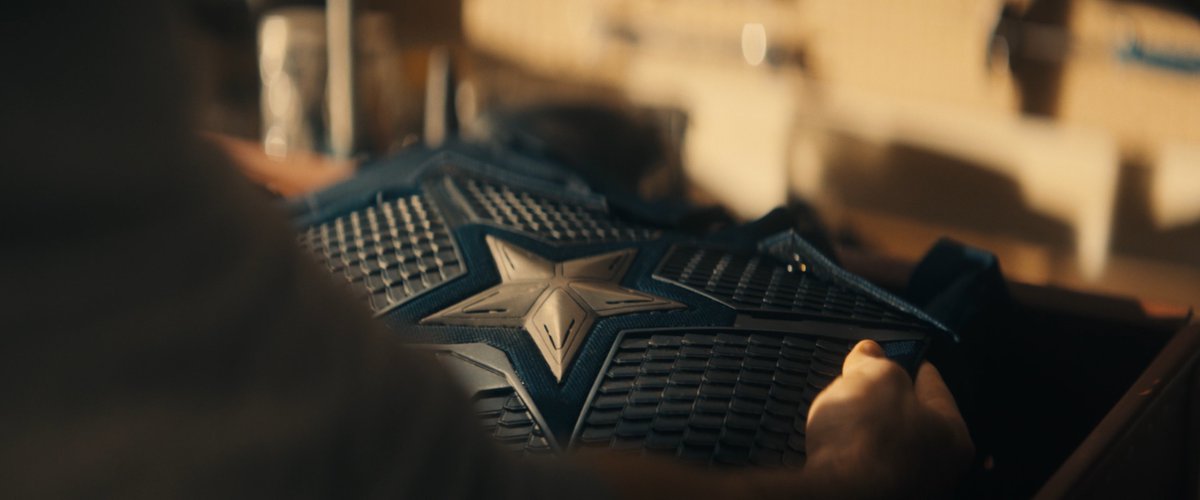 AvengersUpdated's tweet image. The Russo Brothers tease ‘AVENGERS: DOOMSDAY’

“What you’ve been watching for the last four weeks… are not teasers. Or trailers. They are stories. They are clues… Pay attention. #DoomsdayHasBegun”