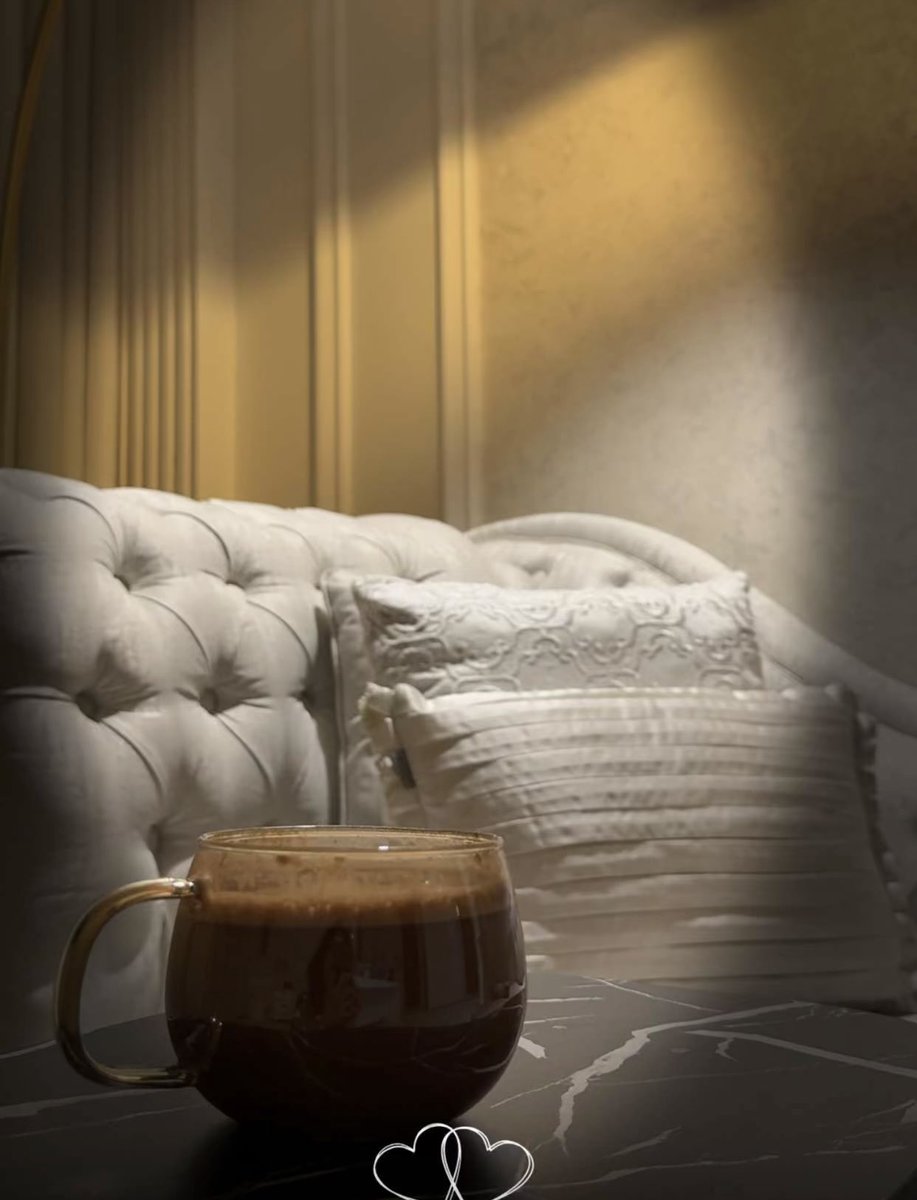 القلوب اسرار والدنيا عبر
والعمر لو طال تاليه الرحيل

الخواطر كسرها ماله جبر
لو يعيد الوقت ماضيه الجميل .

💛🌼🕊