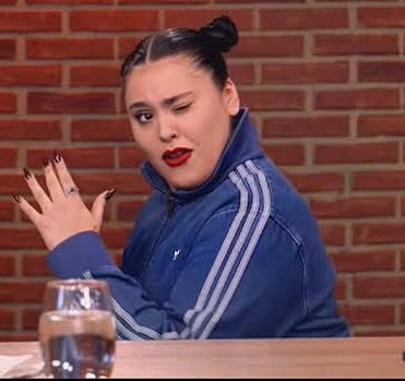 furiela_'s tweet image. : La espalda chiquitita.