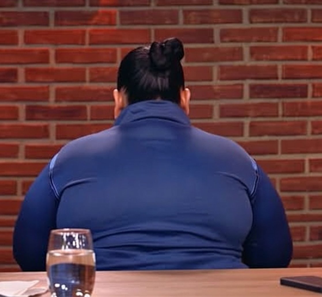 furiela_'s tweet image. : La espalda chiquitita.