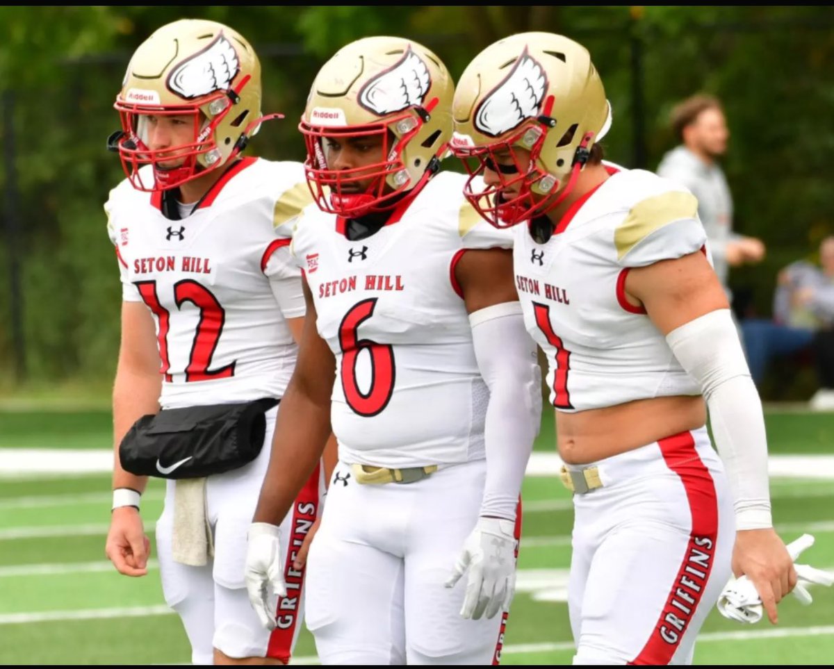 BryceFlynt's tweet image. After a great conversation with @Coach_B_Holzer I am blessed to receive my 2nd division 2 offer from Seton Hill!!!
@LambertFtBall @Vogel_LambertFB @RecruitGeorgia