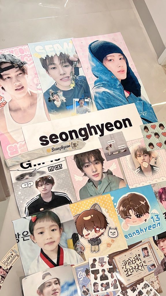 minnie_rin's tweet photo. #Seonghyeon17thDawn  #엄성현 

성현아를 좋아하게 된 후 정말 멋진 여자분들 많이 만났어요! 성현아가 존재해줘서 고마워～내가 더 행복해졌어요! 또 다른 곳에 있지만 같은 마음으로 성현아를 사랑하는 모두들도 정말 고마워요!! 정말 수고 많으셨어요, 우리 곧 만나요～ https://t.co/znHeha3bNA