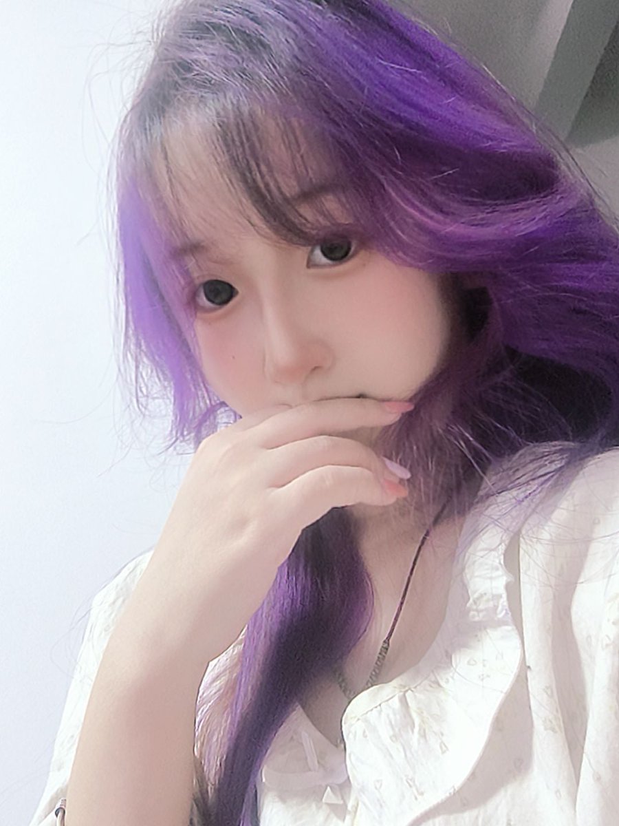 ETWYJ's tweet photo. 💜 https://t.co/jkZuGosc5t