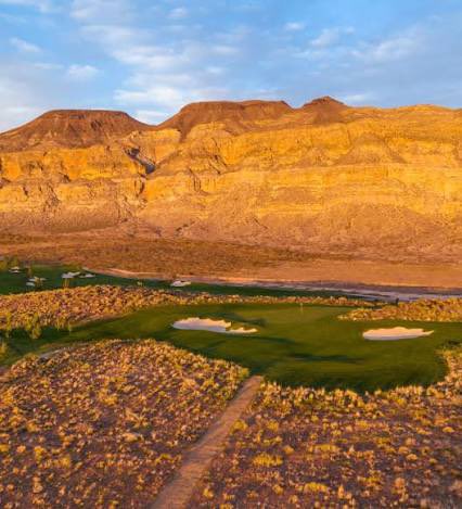 caddietales's tweet photo. I know some of you are sad about losing the Bandon lottery. I get it. Feels like a "must play" place! I'll get there some day. 

But there is so much amazing golf in this country while we wait our turn! 

How about some desert golf this fall? 

Even better, you can come with me. 

- Copper Rock

- Sand Hollow

- Black Desert

Can't wait to check out St George. If you need a golf trip fix, consider coming along! Link below. 

https://t.co/AjKJrYZWif